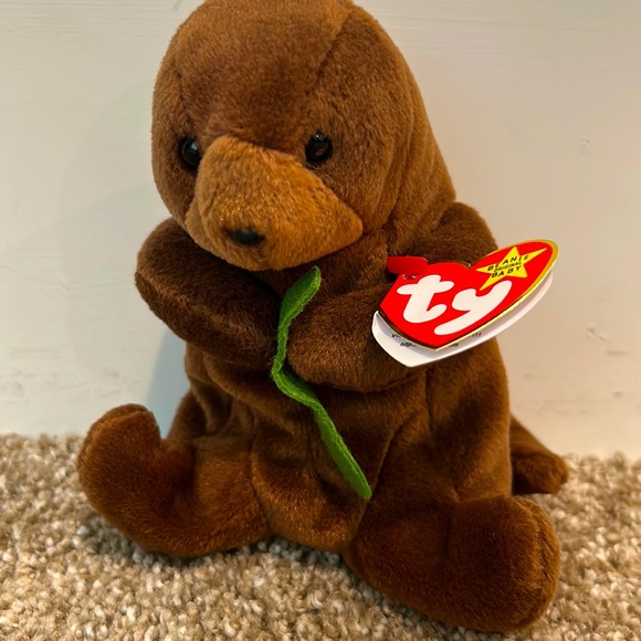 Ty Toys Rare Seaweed The Otter Beanie Baby Poshmark